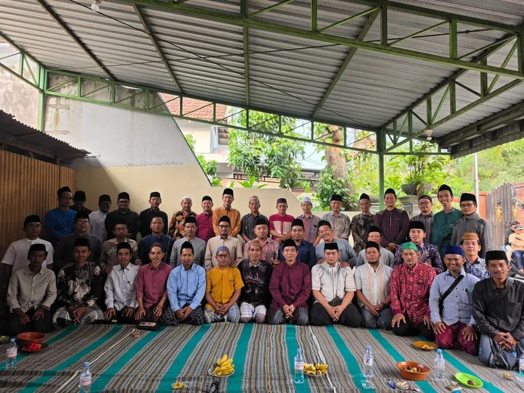 3 Pesan KH. Nur Hadi di Rutinan Huwal Habib HIKAM Jombang